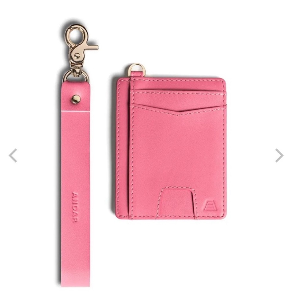 ISO Andar Denner Wallet in pink or dune